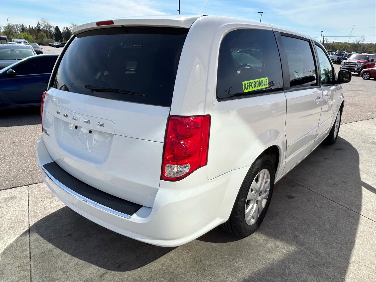 Used 2015 Dodge Grand Caravan SE w/ Quick Order Package 29E SE FWD image 5
