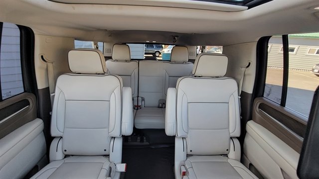 Used 2021 GMC Yukon XL Denali w/ Denali Premium Package image 51