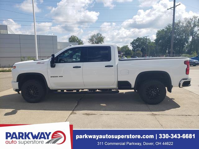 Used 2022 Chevrolet Silverado 2500 LTZ w/ LTZ Plus Package AWD/4WD image 9