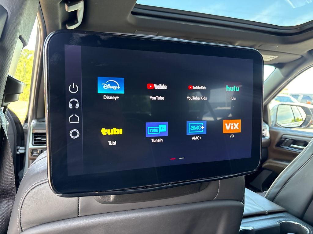 Certified 2025 GMC Yukon XL Denali Ultimate AWD/4WD image 46
