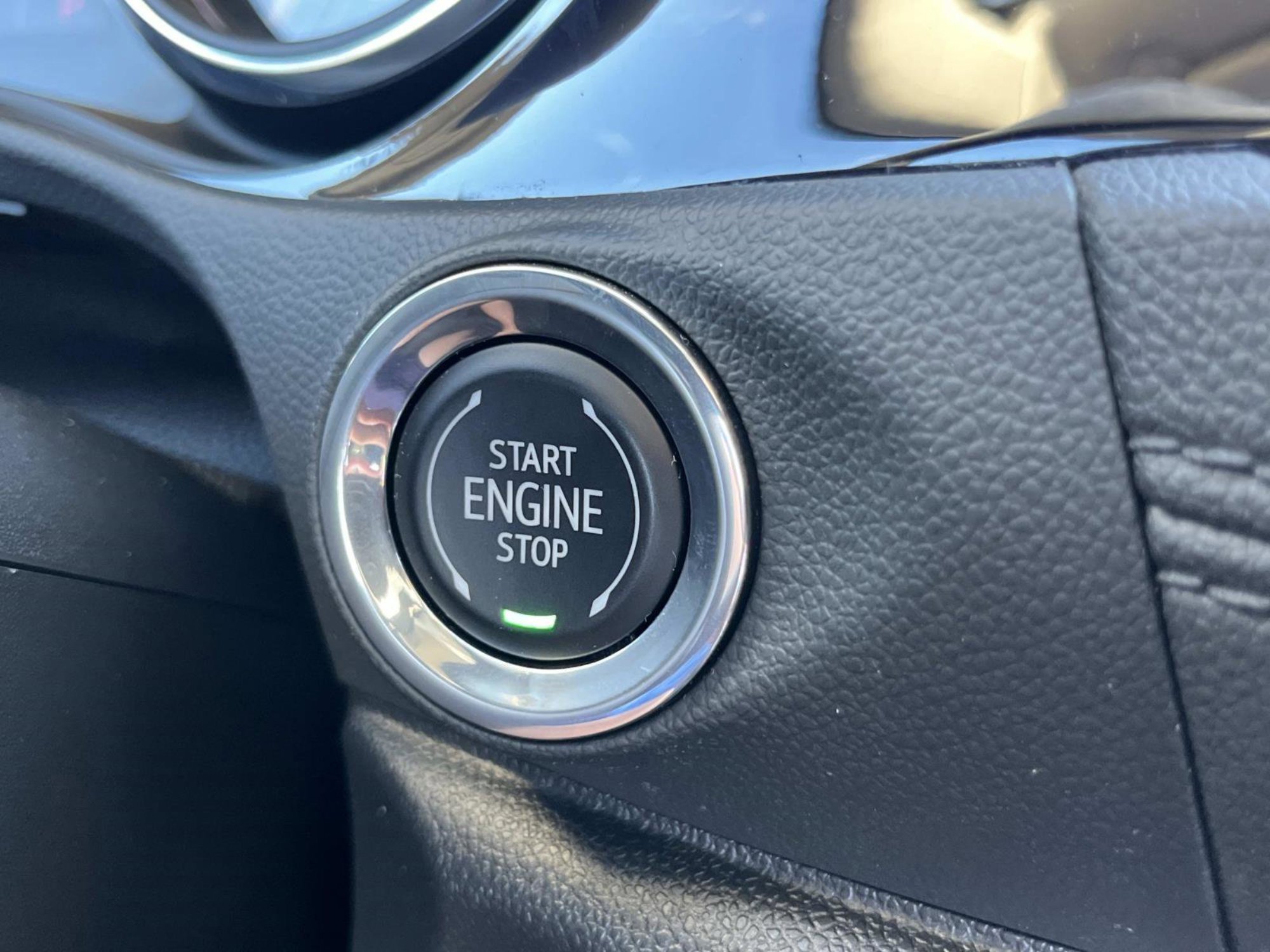 Used 2023 Buick Encore GX Select w/ Sport Touring Package image 12