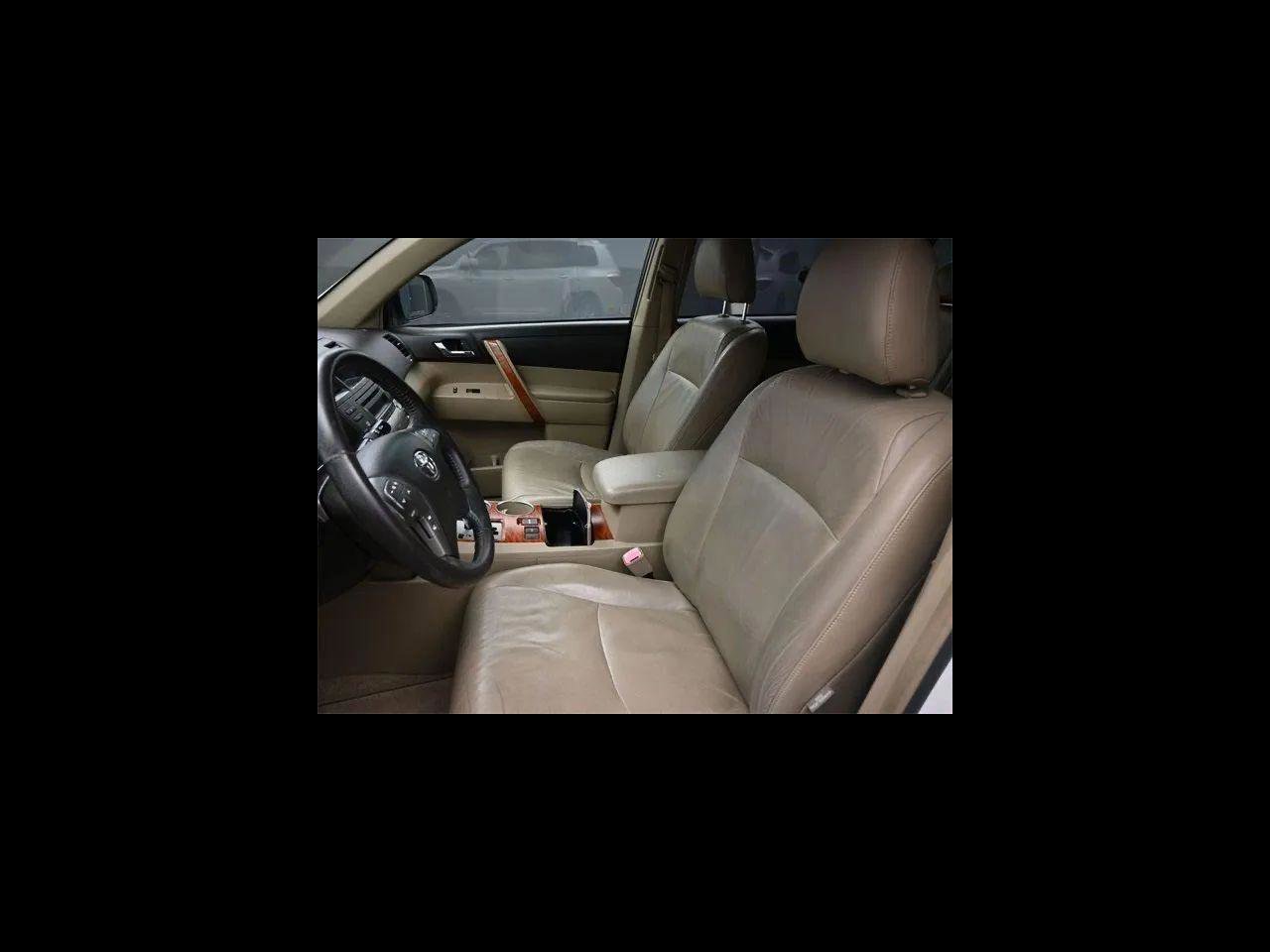 Used 2010 Toyota Highlander Limited image 13