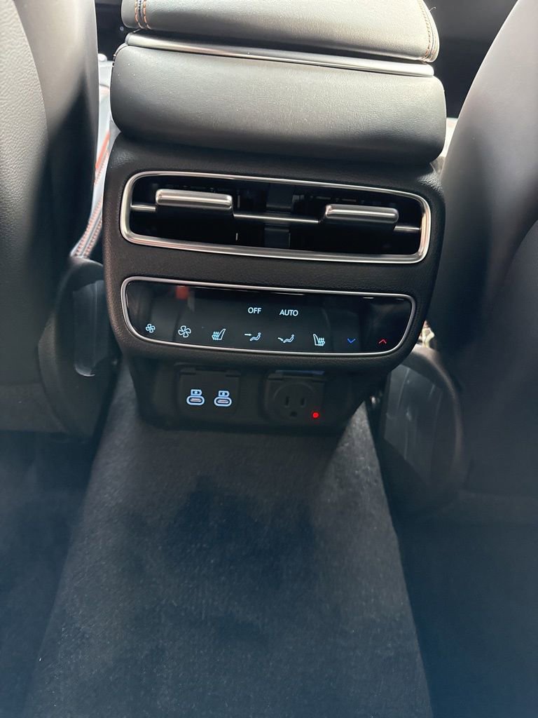 New 2026 Genesis GV70 3.5T Sport Prestige image 18