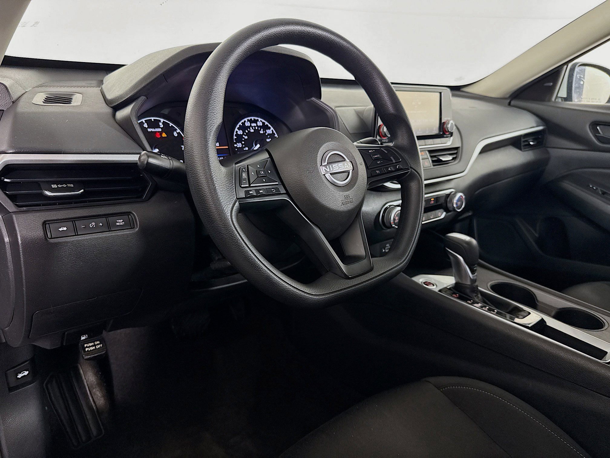 Used 2023 Nissan Altima 2.5 S FWD image 22