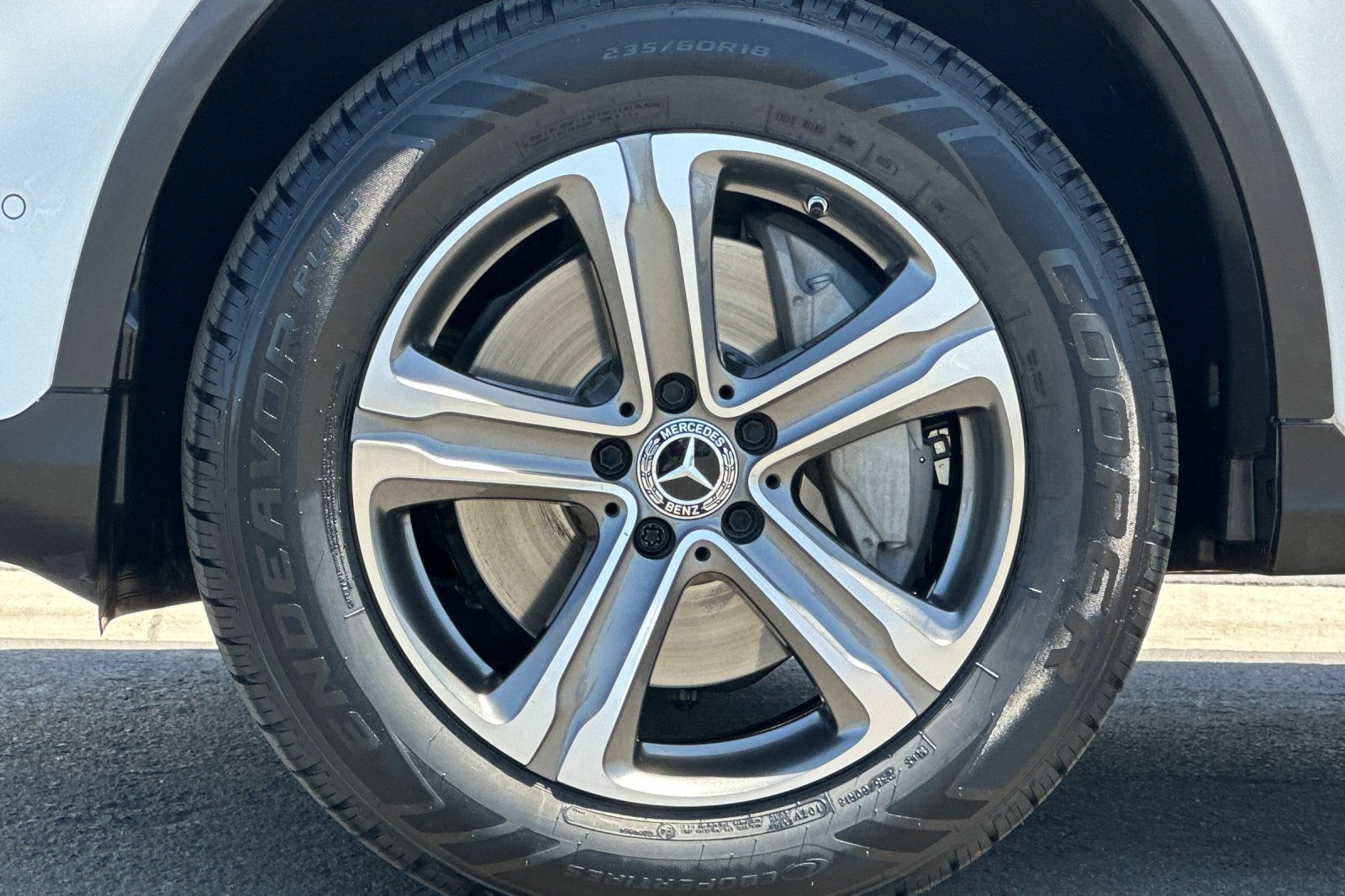 Used 2022 Mercedes-Benz GLC 300 image 25