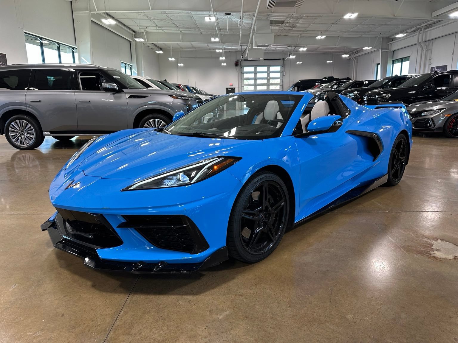 Used 2021 Chevrolet Corvette Stingray Preferred Conv w/ Z51 Performance Package RWD image 3