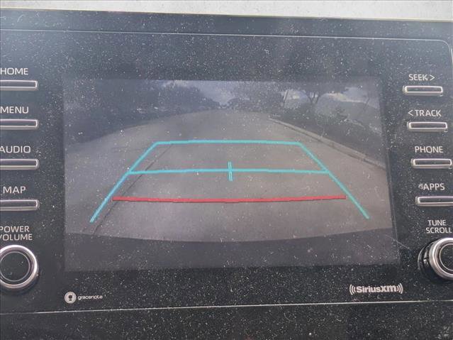 Used 2021 Toyota Camry SE image 14