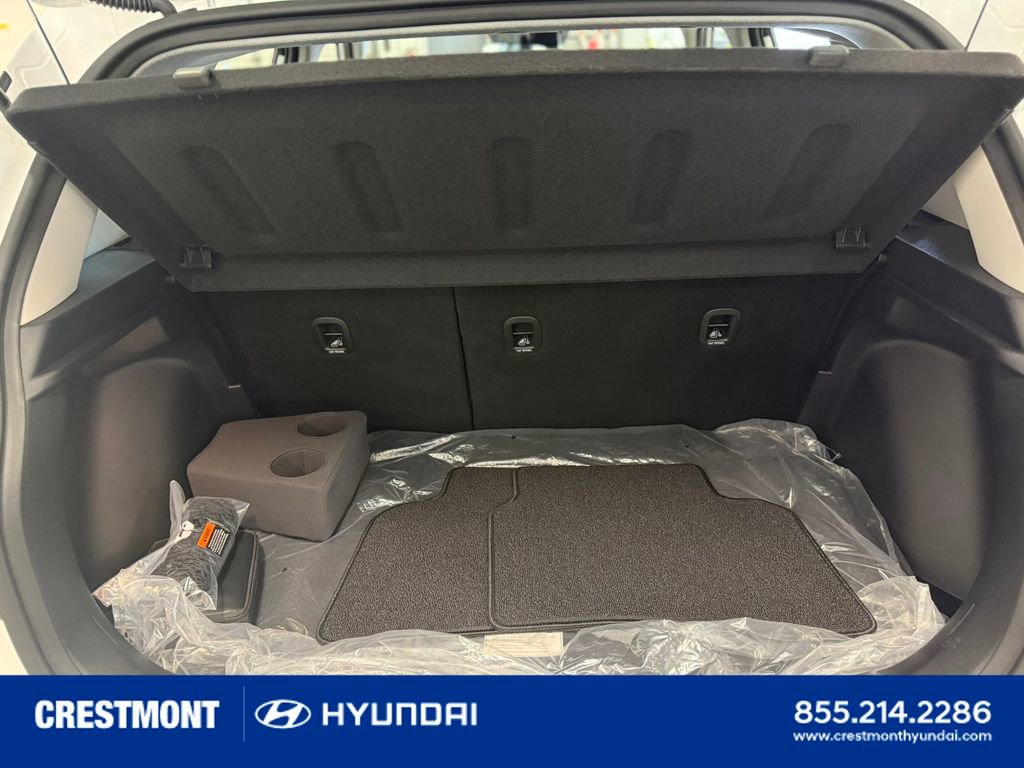 Used 2026 Hyundai Venue SEL FWD image 12