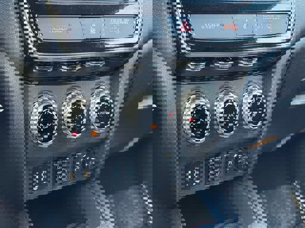 Used 2025 Mitsubishi Outlander Sport AWD image 33