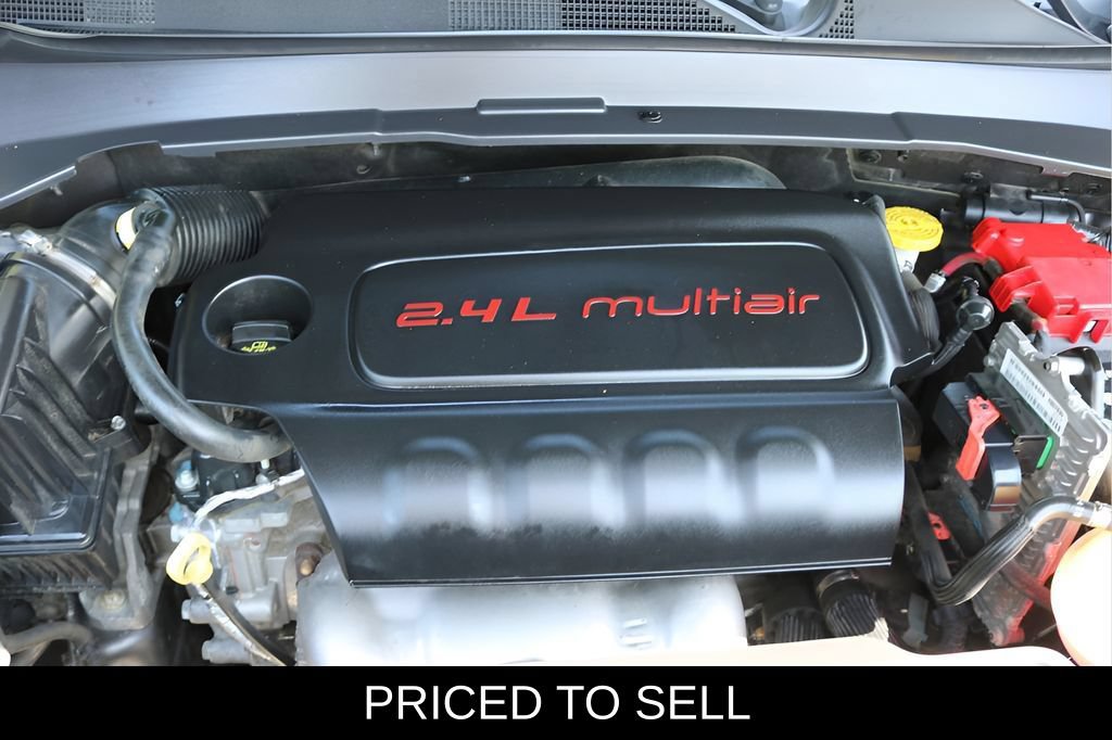 Used 2021 Jeep Compass Latitude w/ Driver Assistance Group AWD/4WD image 9