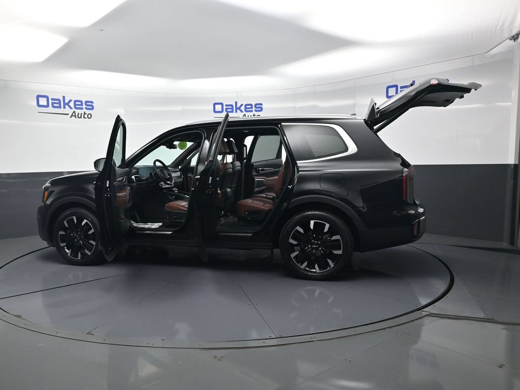 Certified 2025 Kia Telluride SX Prestige AWD/4WD image 59