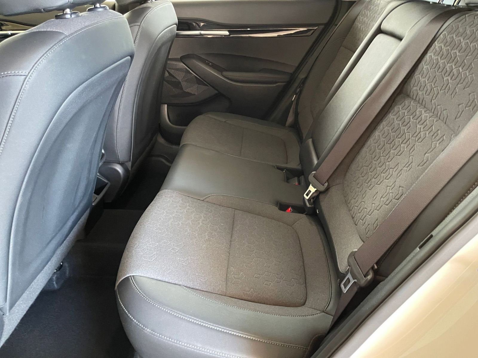 Used 2025 Kia Seltos S FWD image 27