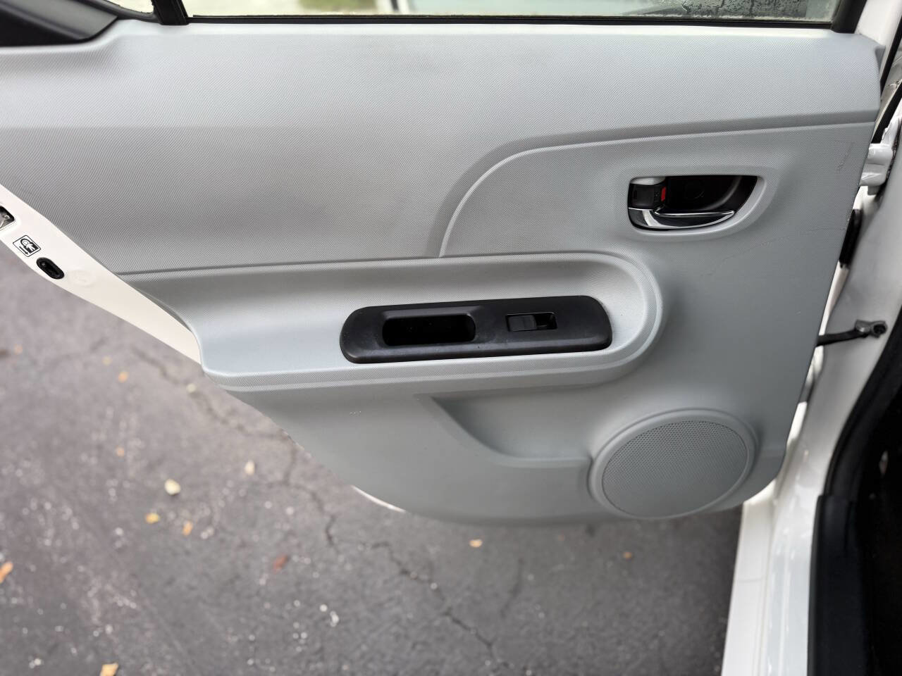 Used 2012 Toyota Prius C Three image 16