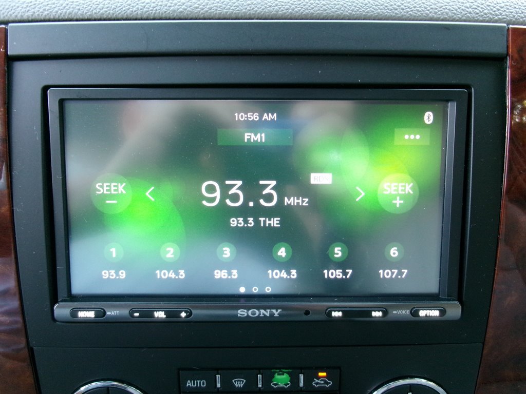 Used 2011 Chevrolet Avalanche LT RWD image 40