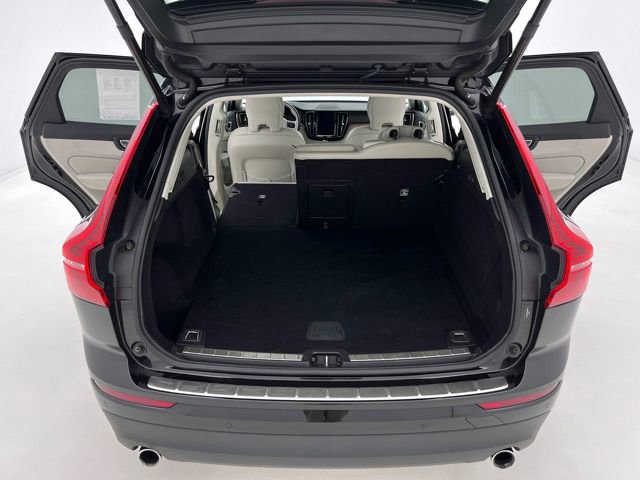 Used 2021 Volvo XC60 T6 Momentum w/ Premium Package AWD/4WD image 25
