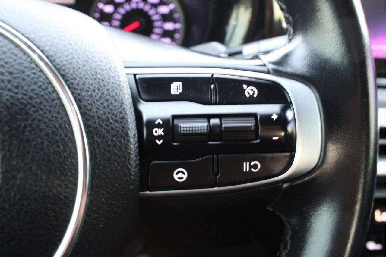 Used 2022 Kia K5 GT-Line AWD/4WD image 17