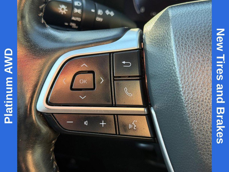 Used 2023 Toyota Highlander Platinum AWD/4WD image 21