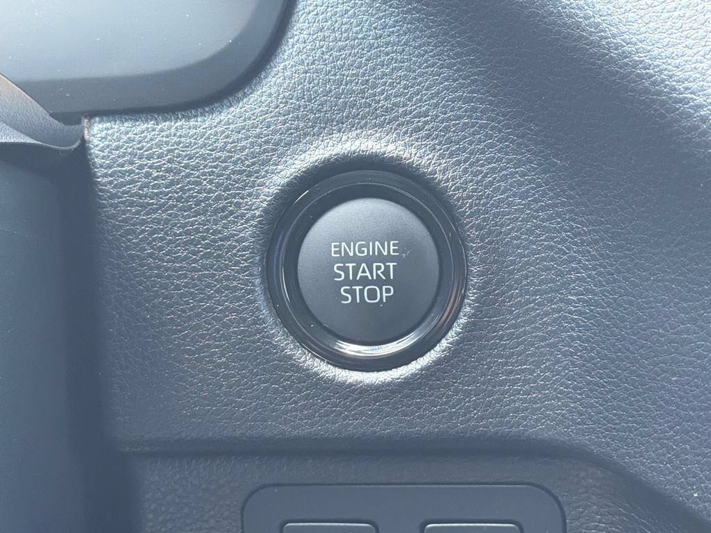New 2026 Toyota Tundra SR5 w/ SR5 Convenience Package AWD/4WD image 36