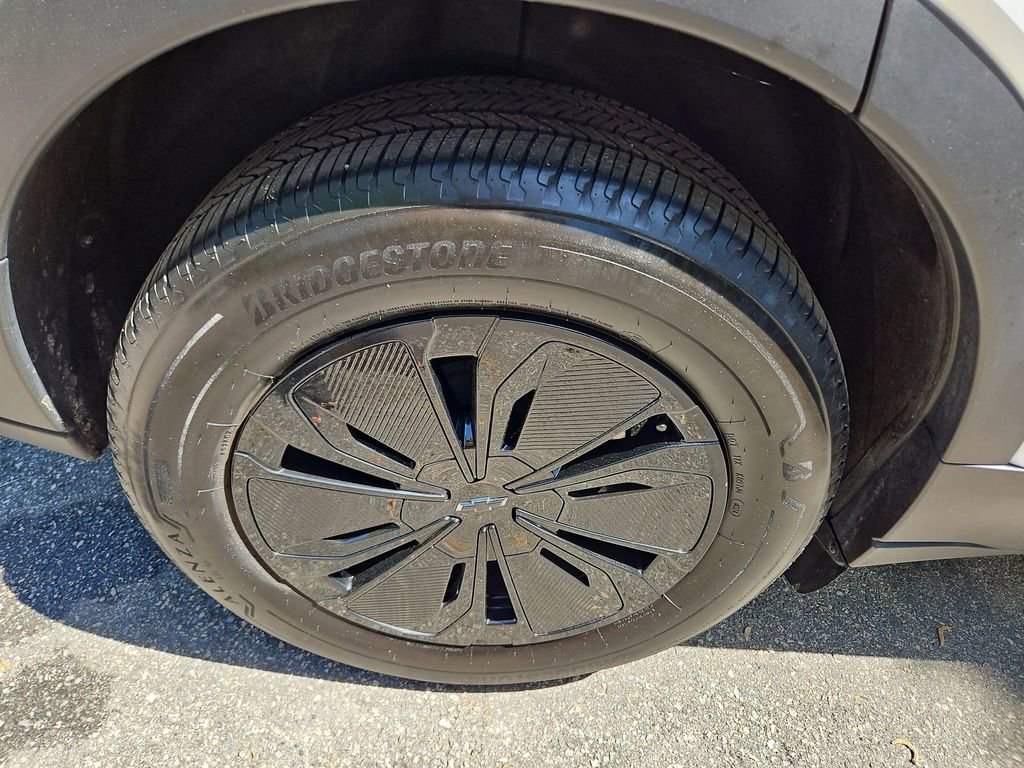 Used 2025 Chevrolet Blazer EV LT image 34