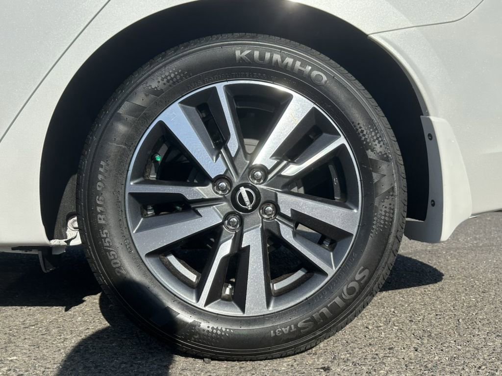 Certified 2025 Nissan Versa SV w/ Trunk Package FWD image 13
