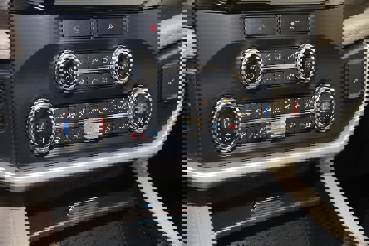 Used 2022 Ford Expedition Max Limited AWD/4WD image 31