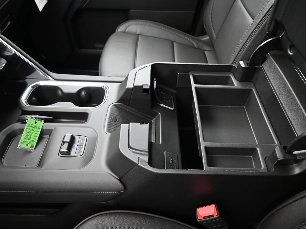 New 2026 GMC Sierra 3500 Denali w/ Denali Reserve Package image 18