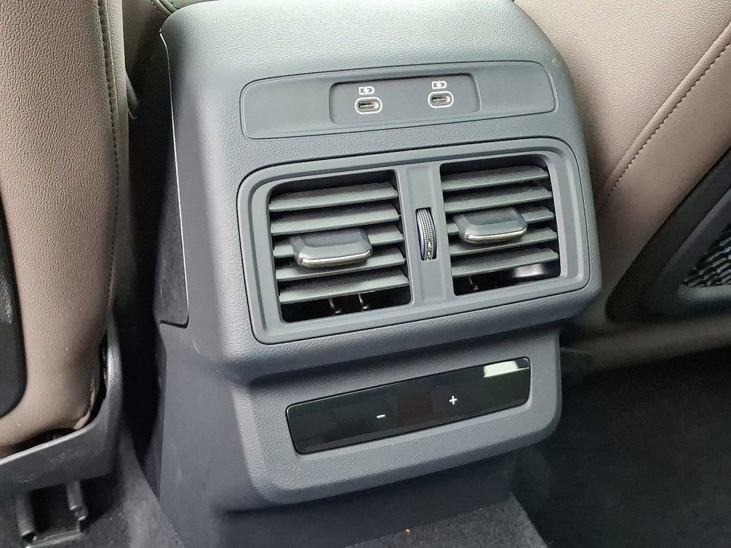 Used 2025 Audi Q5 2.0T Premium w/ Convenience Package image 11