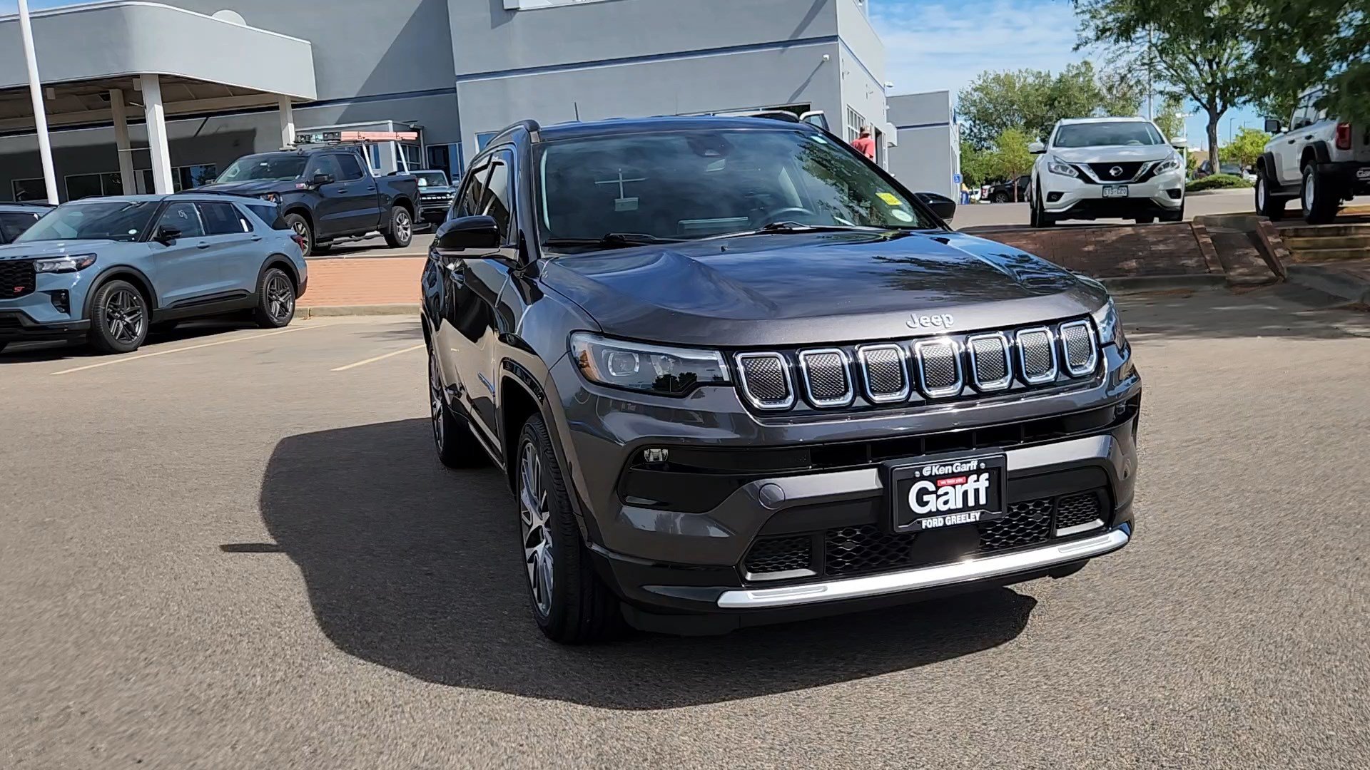 Used 2022 Jeep Compass Limited w/ Elite Group AWD/4WD image 6