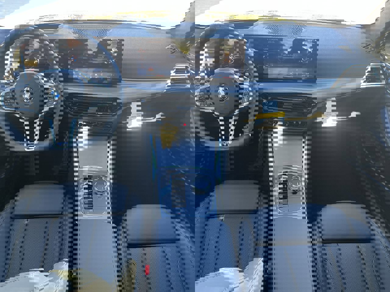 Used 2026 BMW 430i Coupe w/ M Sport Package RWD image 29