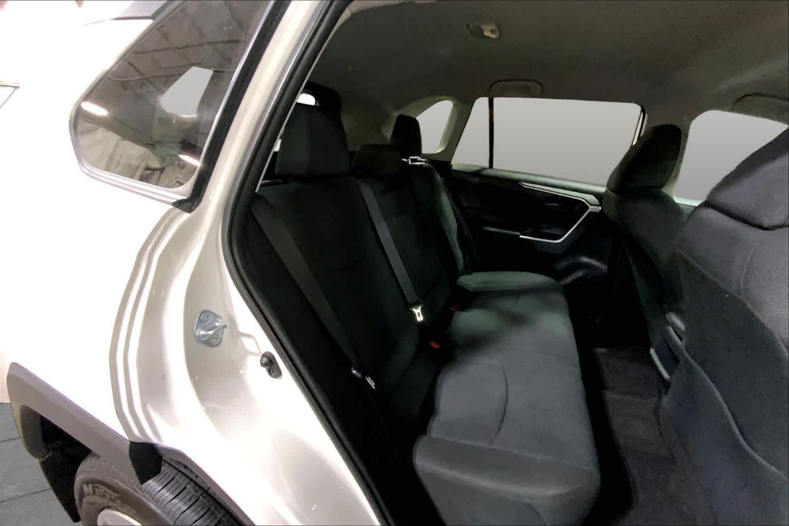 Used 2020 Toyota RAV4 LE w/ All Weather Liner Package AWD/4WD image 19