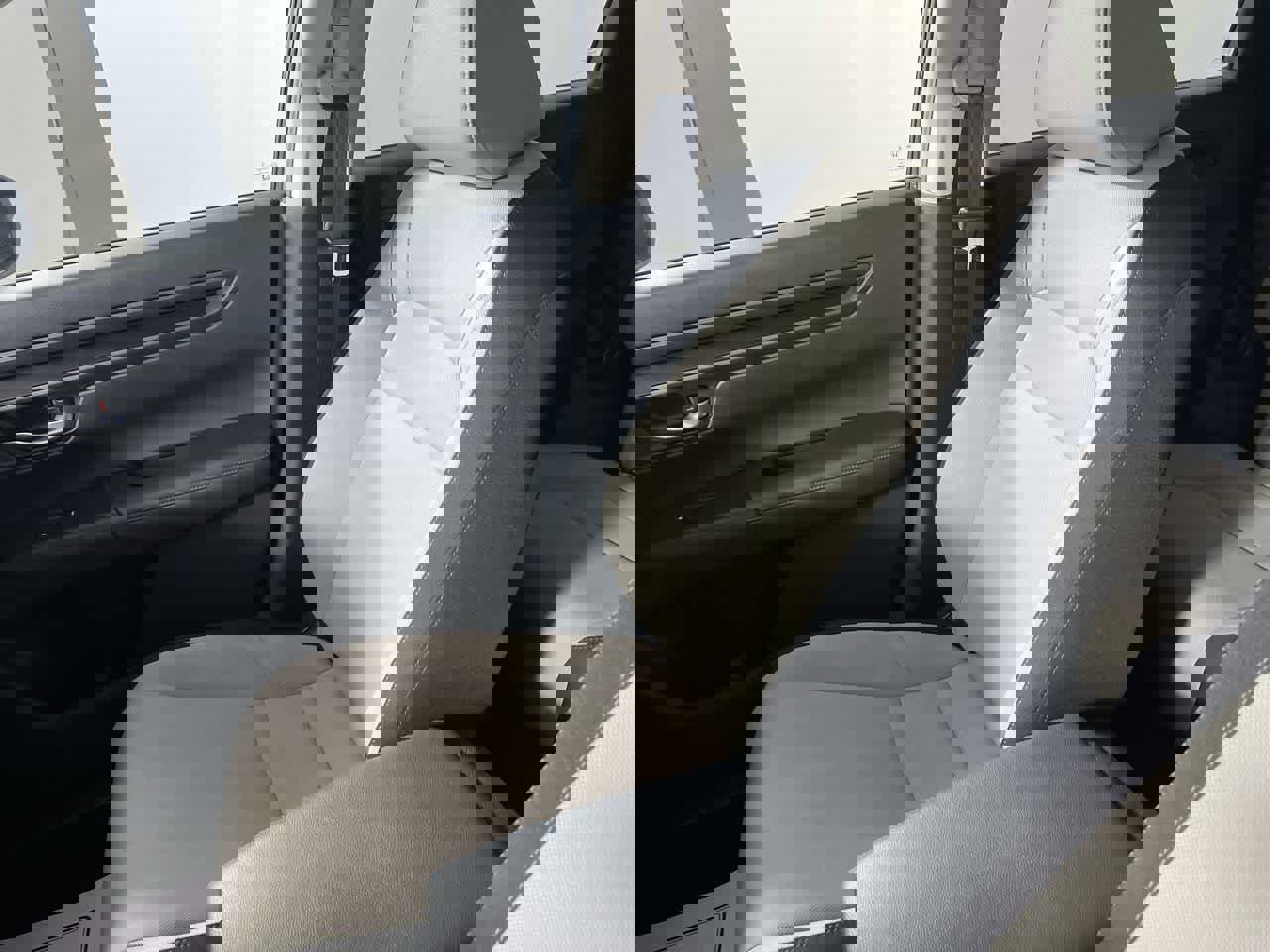 Used 2023 Honda CR-V EX image 26