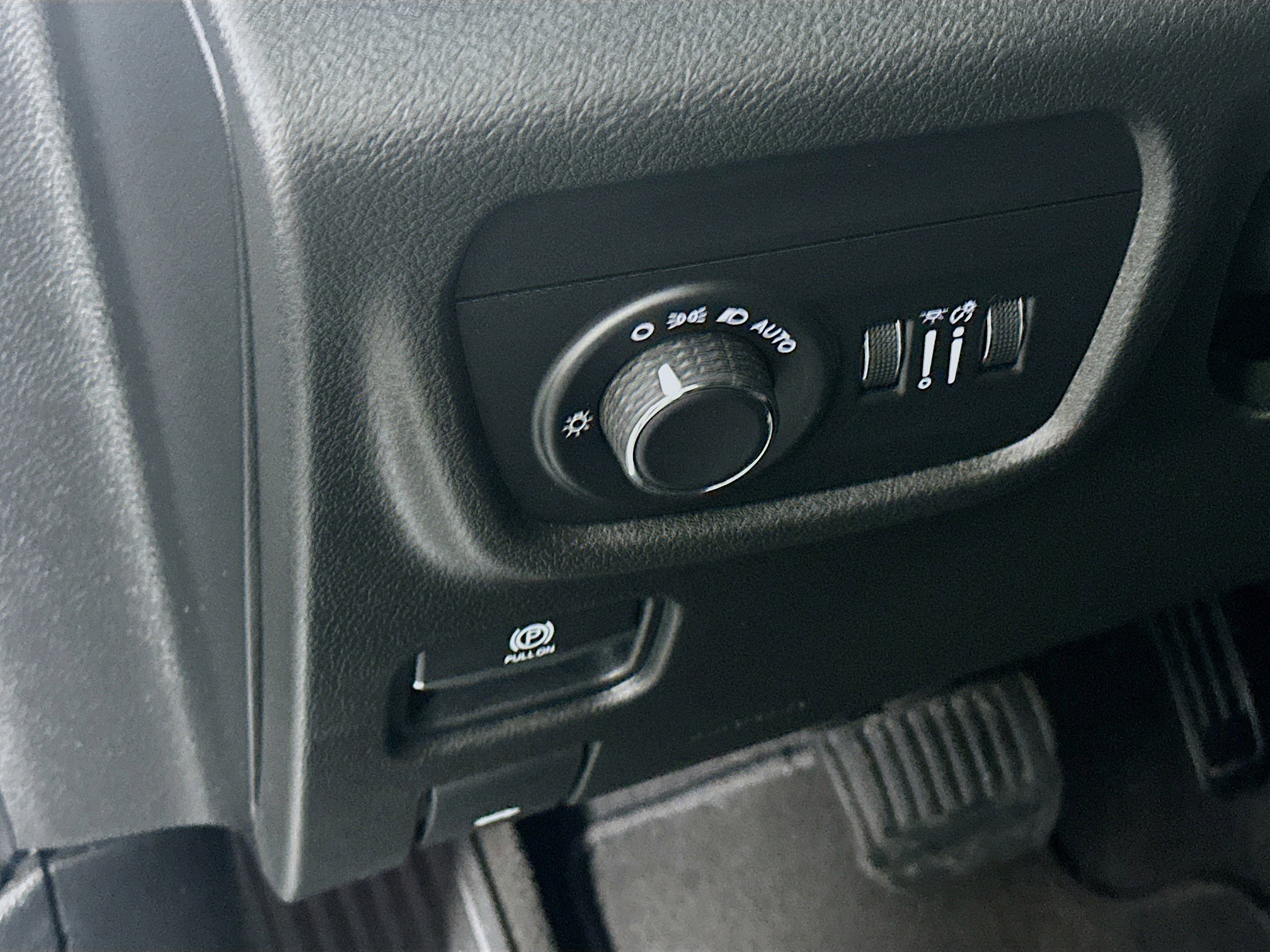 Used 2021 Jeep Grand Cherokee L Altitude image 16