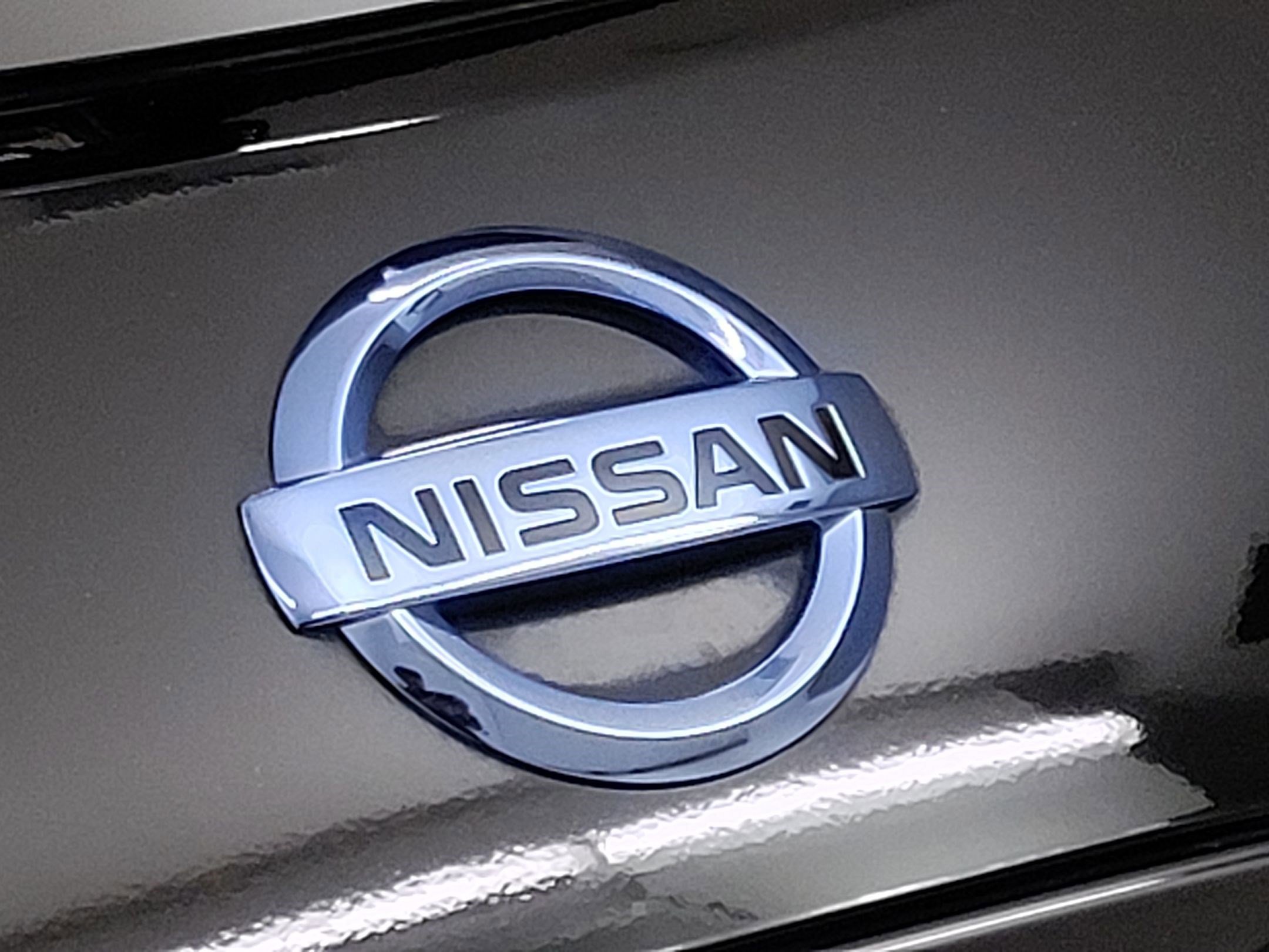 Used 2015 Nissan Leaf SL w/ Premium Package image 10