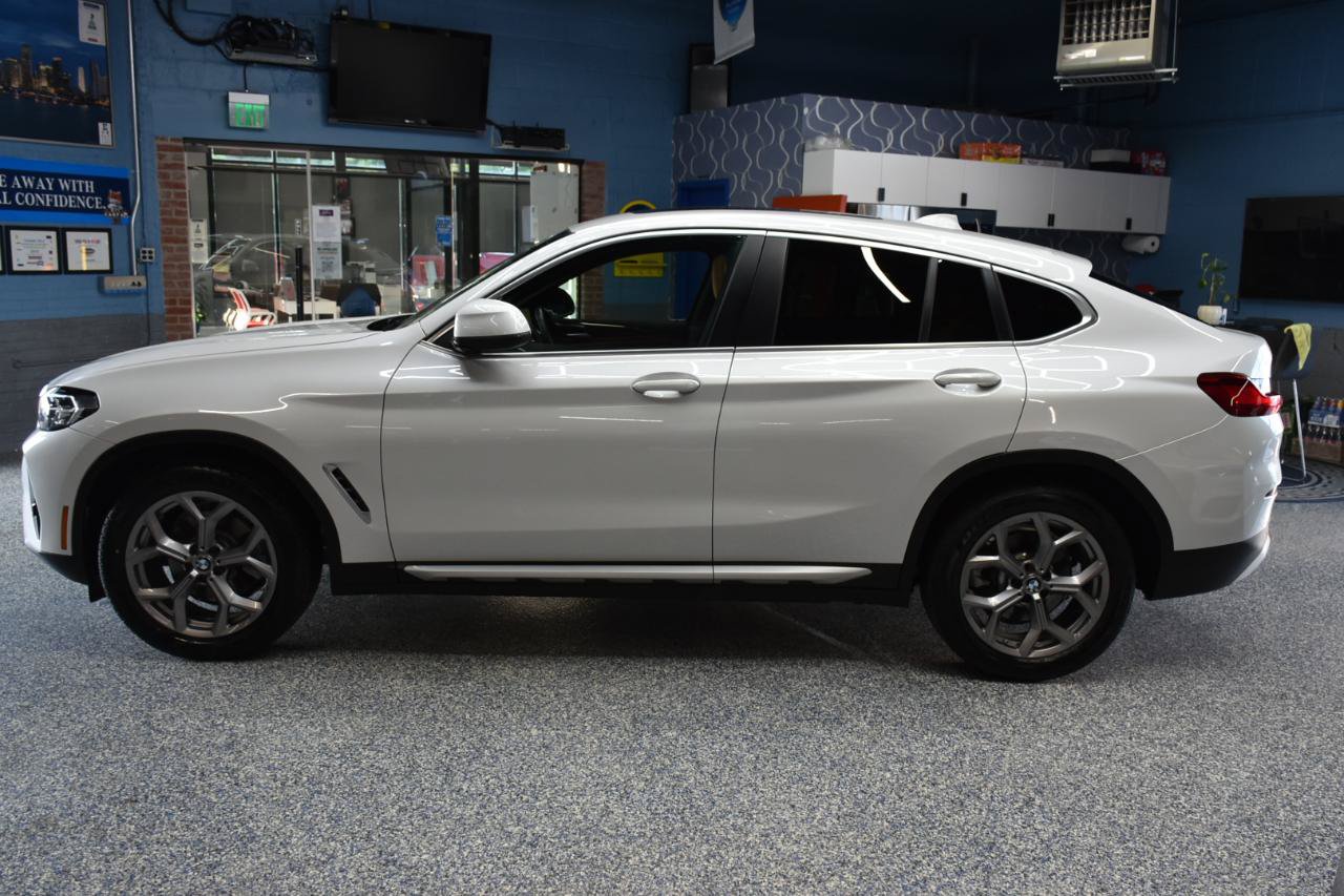 Used 2023 BMW X4 xDrive30i w/ Premium Package AWD/4WD image 10