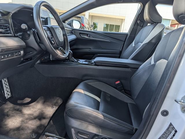 Used 2025 Toyota Camry SE w/ Convenience Package FWD image 25