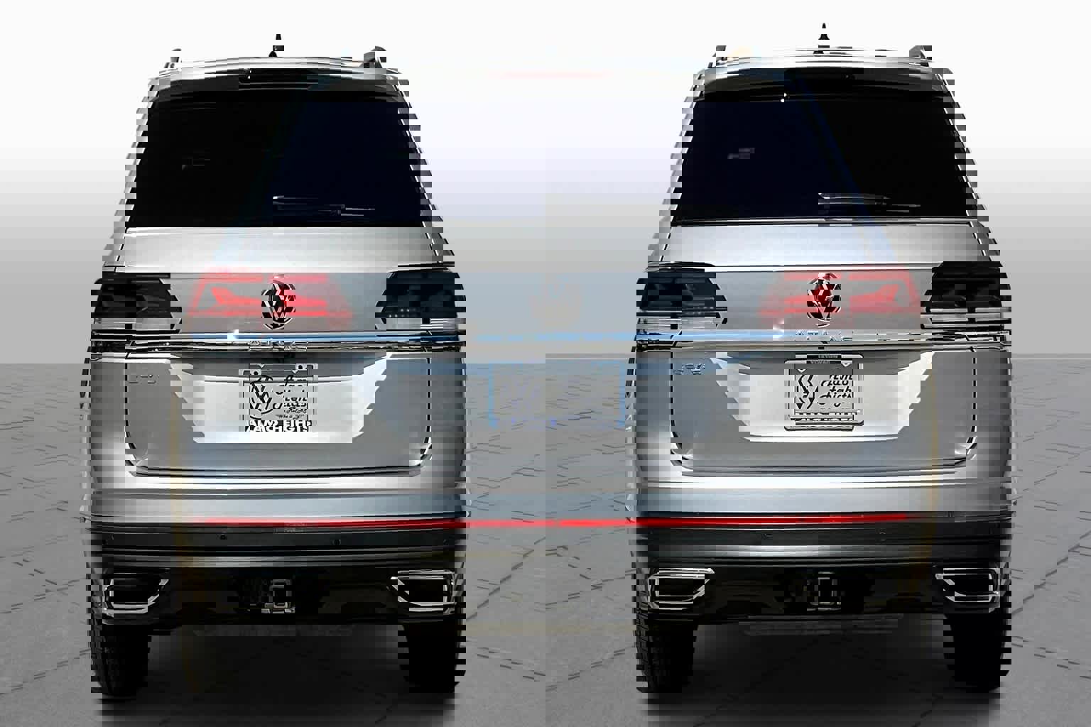 Used 2022 Volkswagen Atlas SE image 4