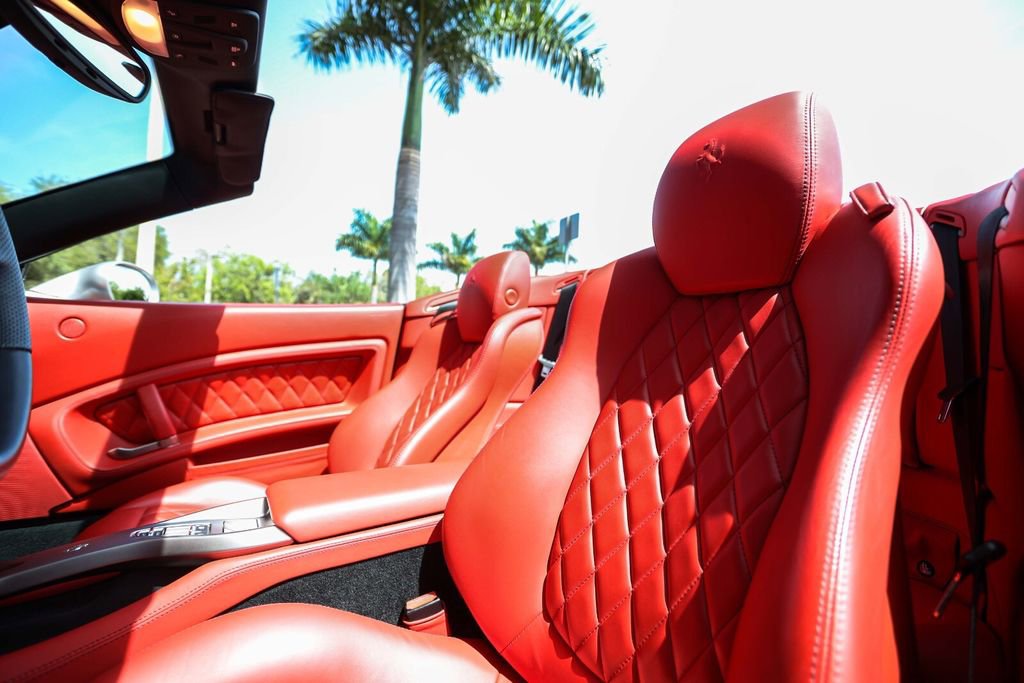 Used 2010 Ferrari California image 44