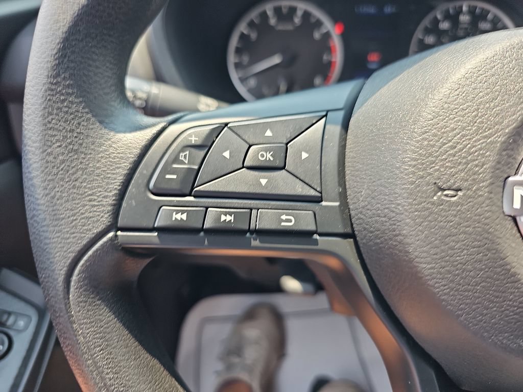 Used 2025 Nissan Sentra S FWD image 17