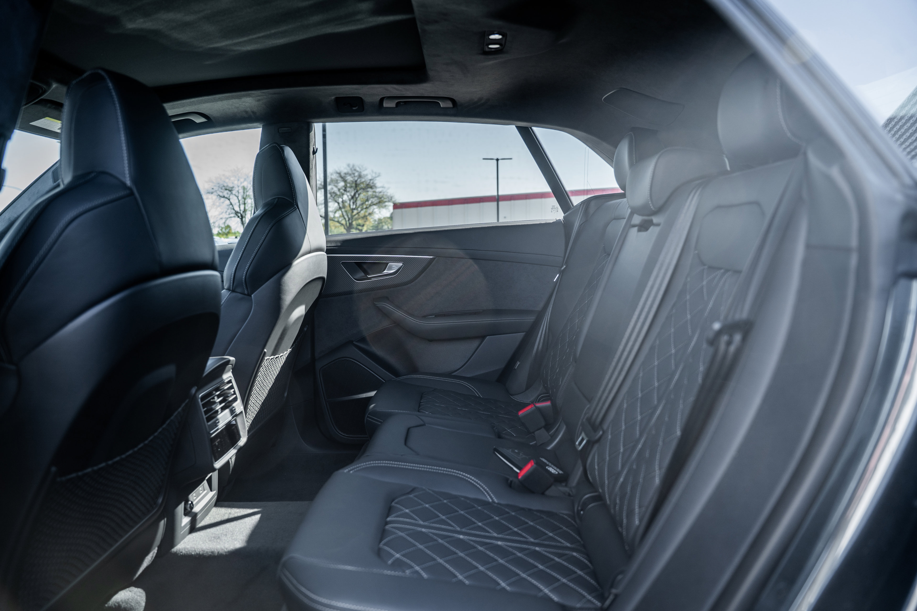 New 2026 Audi SQ8 Prestige image 18