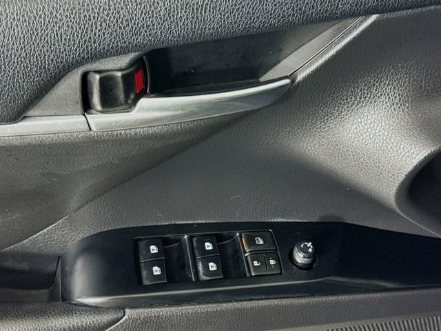 Certified 2020 Toyota Camry SE w/ Audio Package FWD image 17