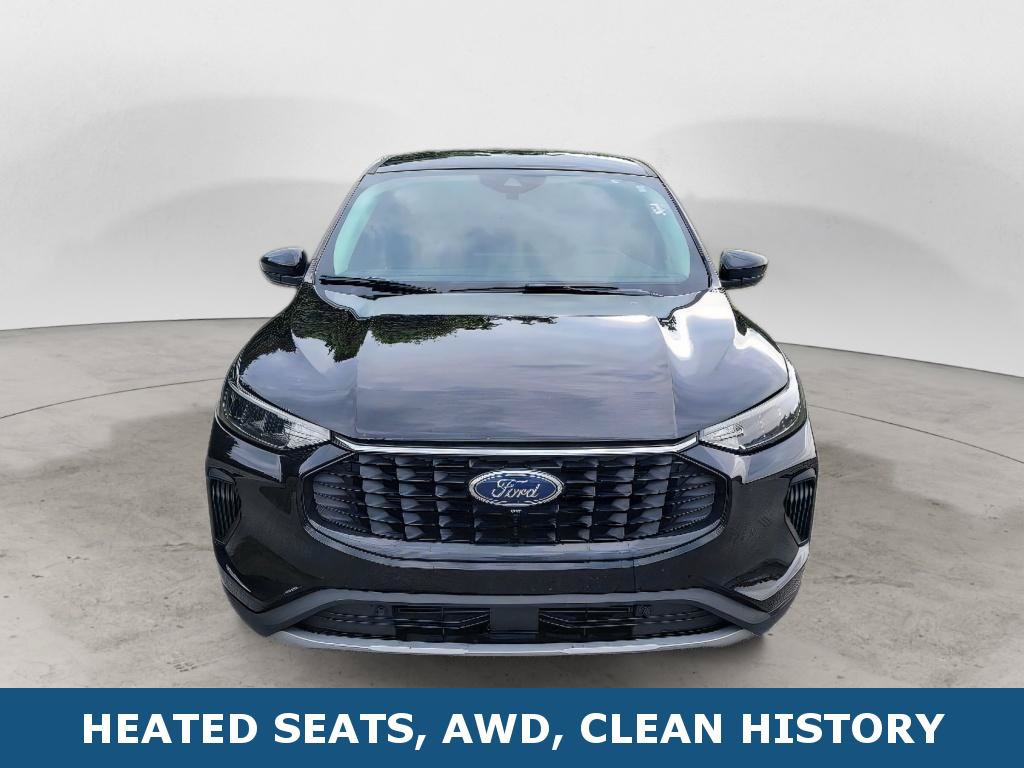 Used 2023 Ford Escape Active w/ Tech Pack #2 AWD/4WD image 2