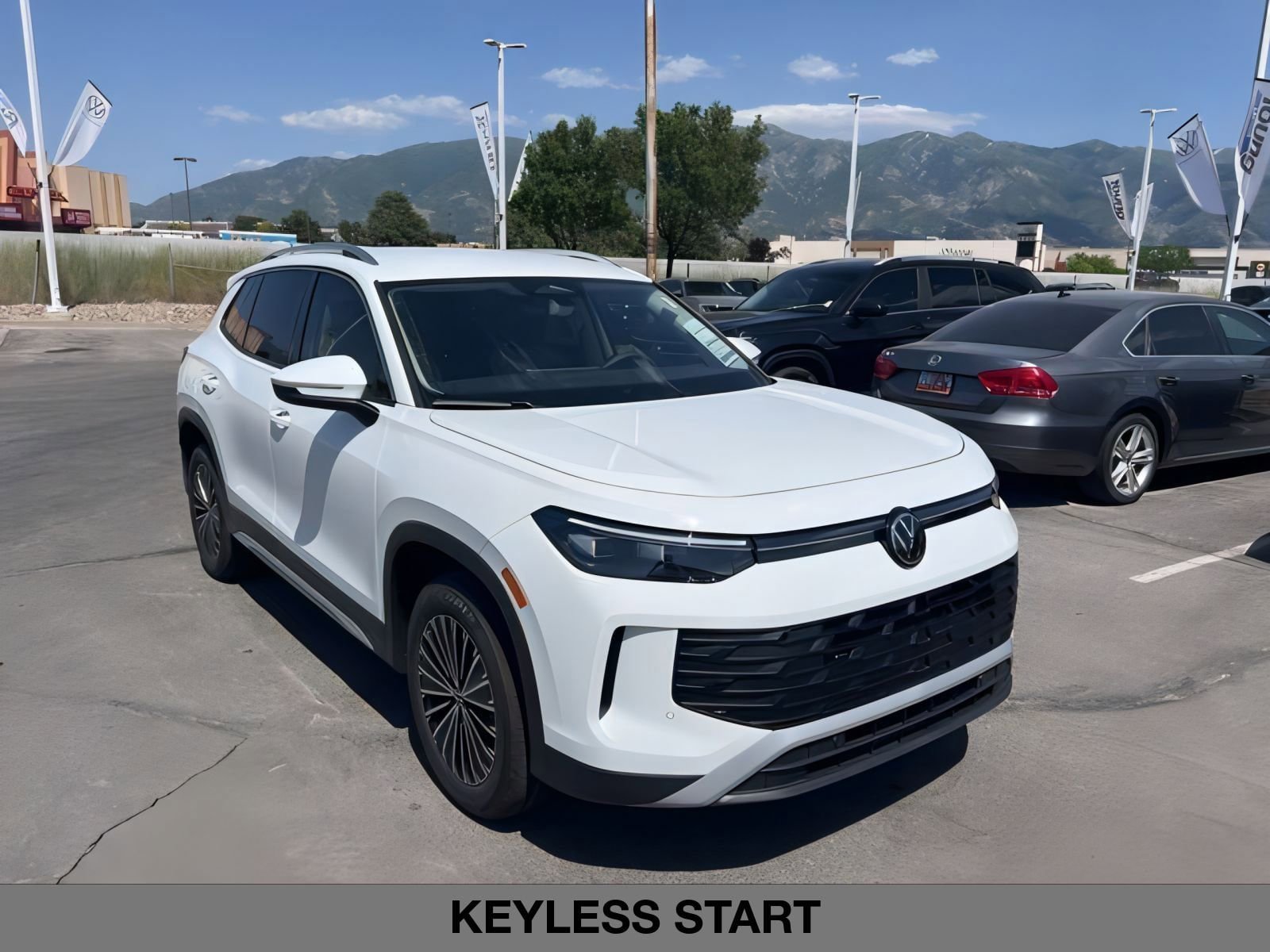 New 2025 Volkswagen Tiguan S AWD/4WD image 3