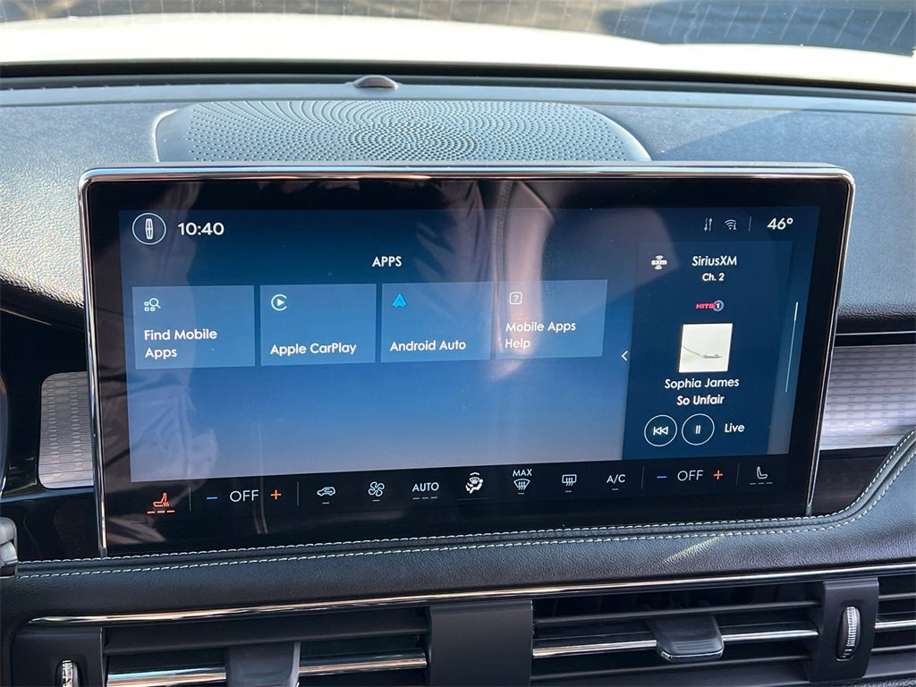 Used 2023 Lincoln Corsair AWD image 19