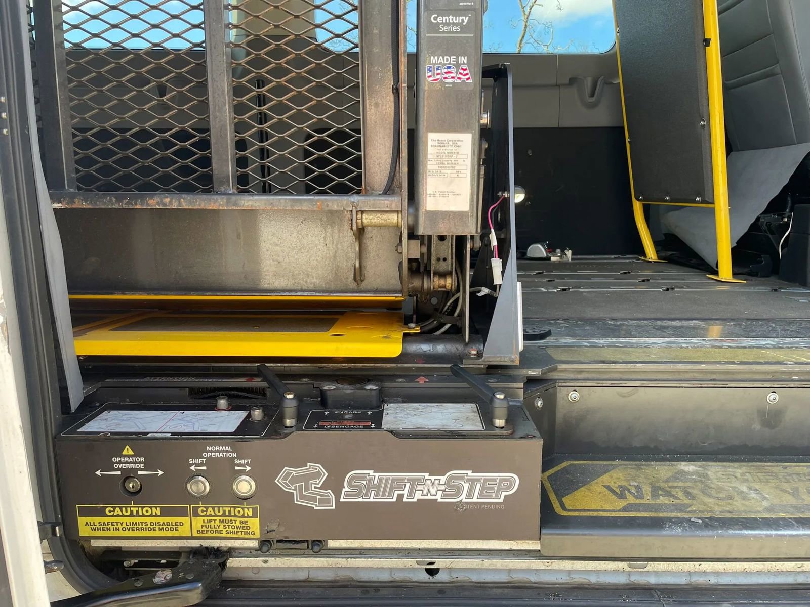 Used 2019 Ford Transit 350 XL RWD image 16