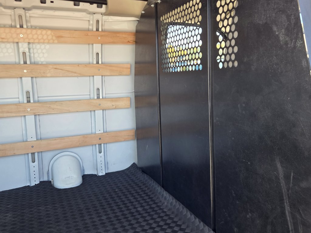 Used 2025 Chevrolet Express 2500 w/ Driver Convenience Package RWD image 5