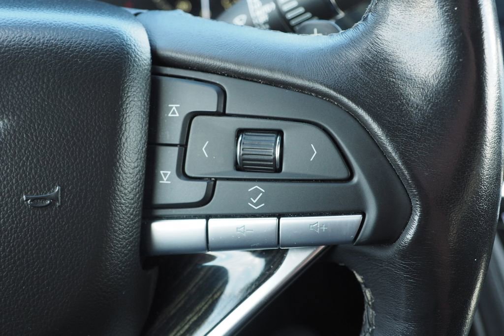 Used 2020 Cadillac XT6 Premium Luxury image 30