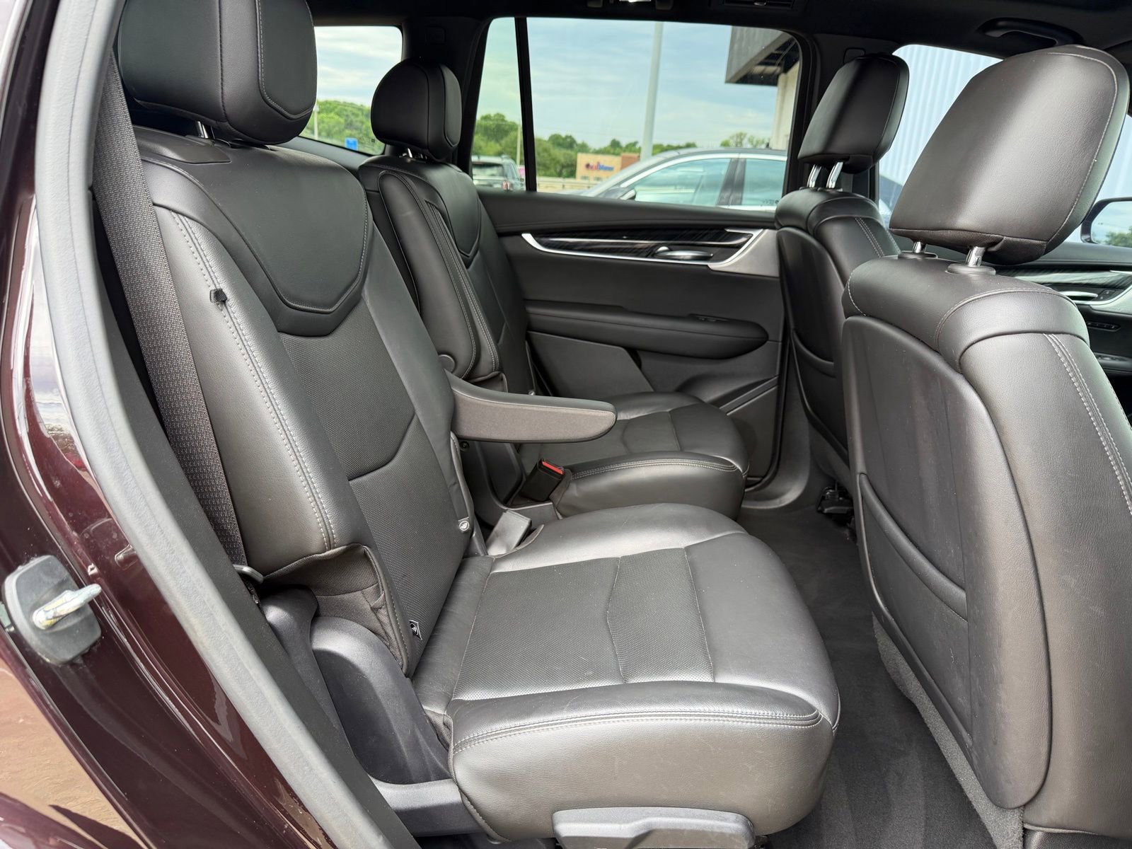 Used 2020 Cadillac XT6 Premium Luxury AWD/4WD image 23