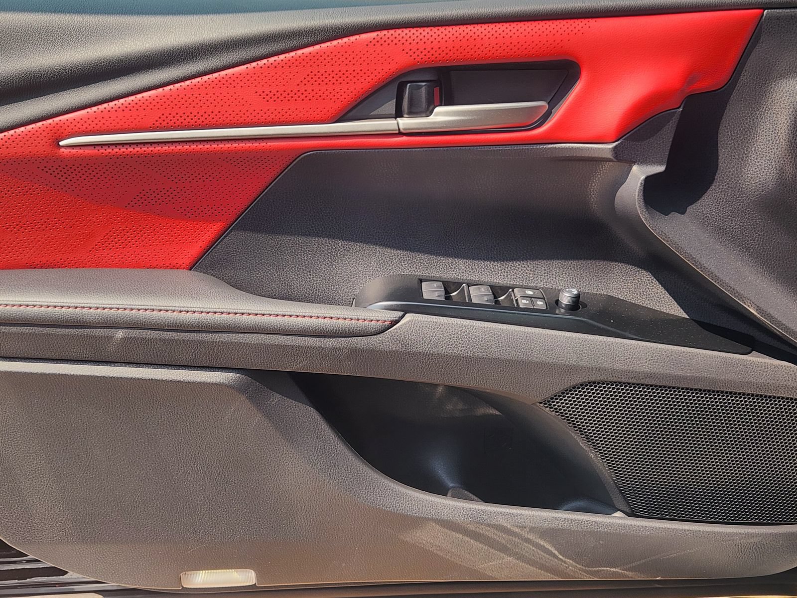 New 2026 Toyota Camry XSE FWD image 21