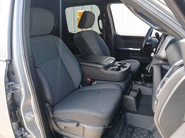 Used 2024 RAM 3500 Tradesman w/ Chrome Appearance Group AWD/4WD image 27