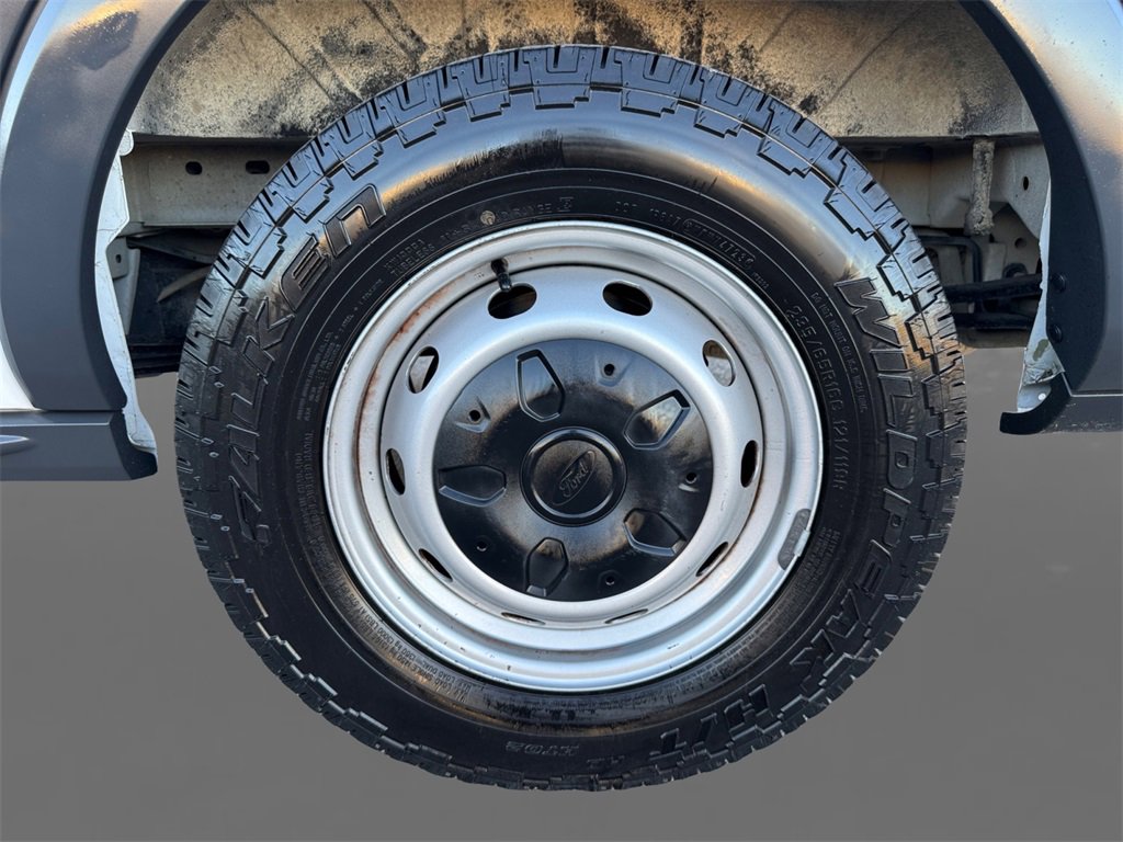 Used 2017 Ford Transit 150 XL image 11